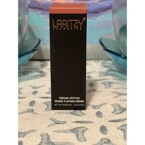 Laritzy Cream Lipstick in Dusty Mauve
